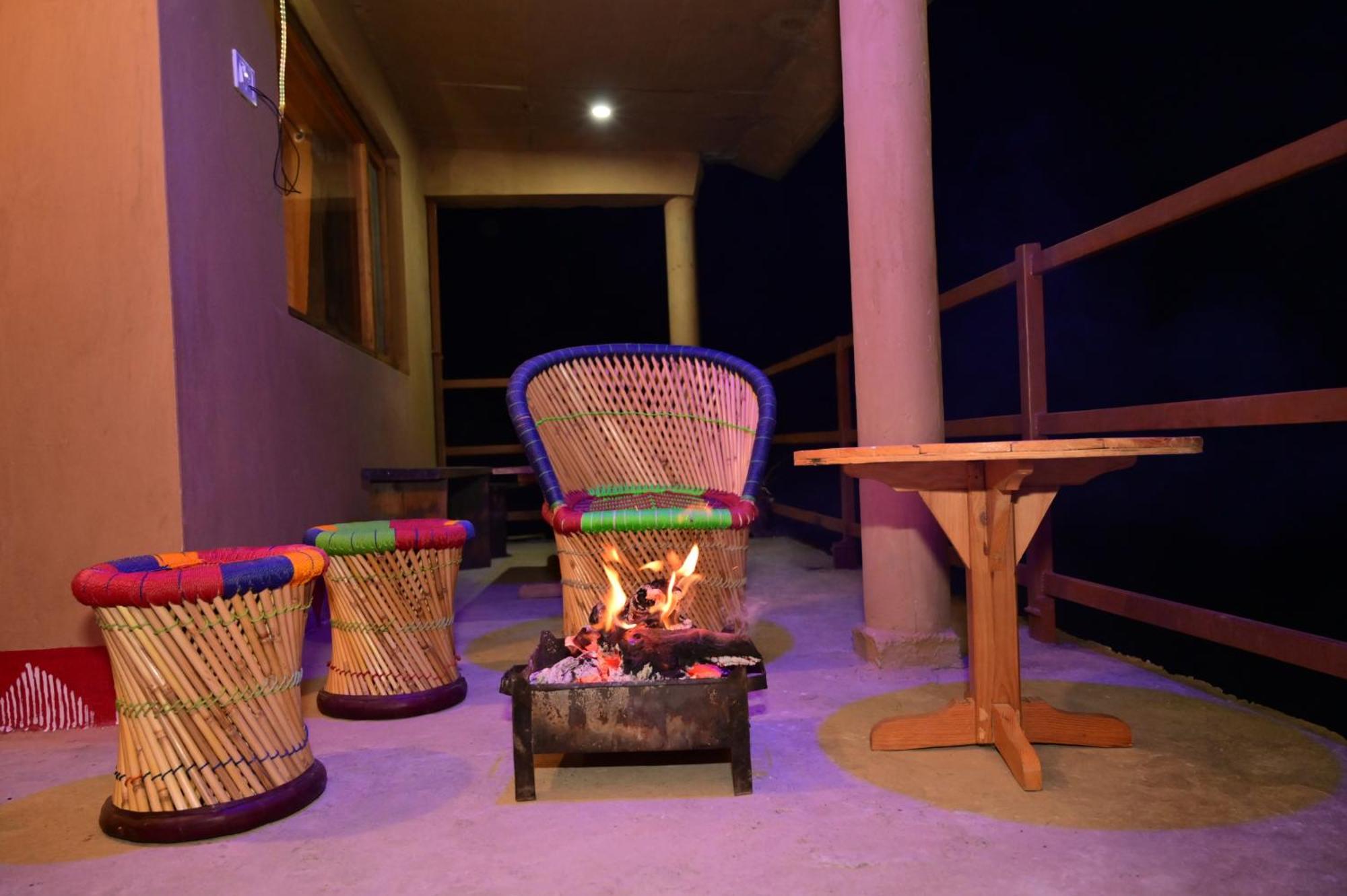 Nature Valley Homestay Shaukiyathal Panuanaula Exterior foto